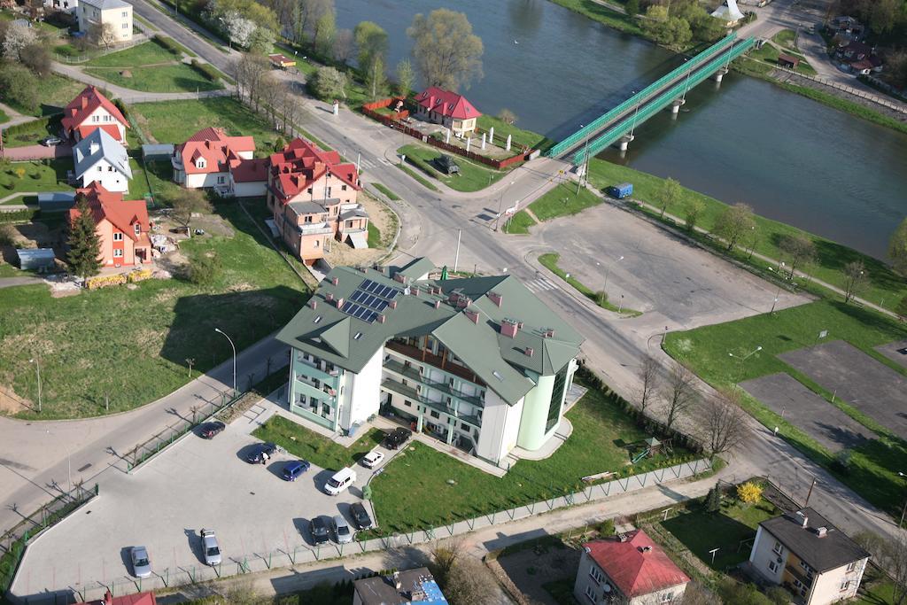 Hotel I Restauracja Bona Sanok Exteriér fotografie